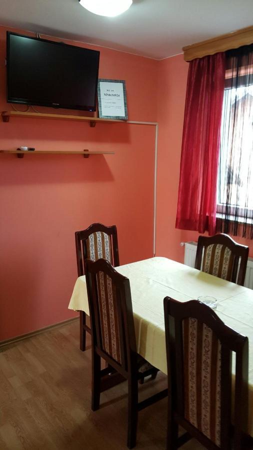 Apartmani Malina 3 Bijeljina Exterior photo